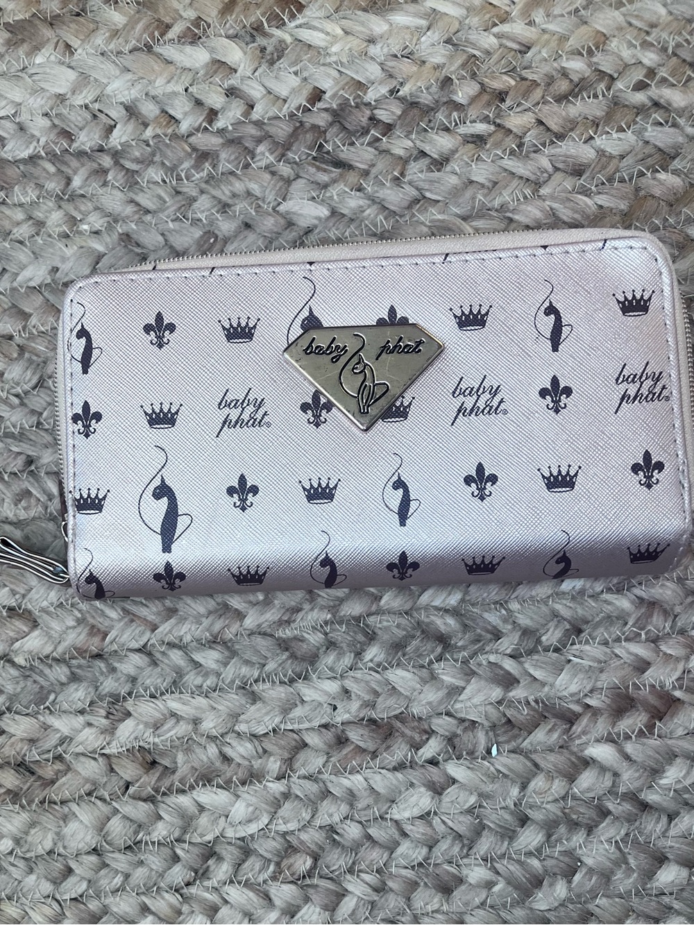 Baby Phat Metallic gold Logo Wristlet Wallet vintage Y2K zipper flaw